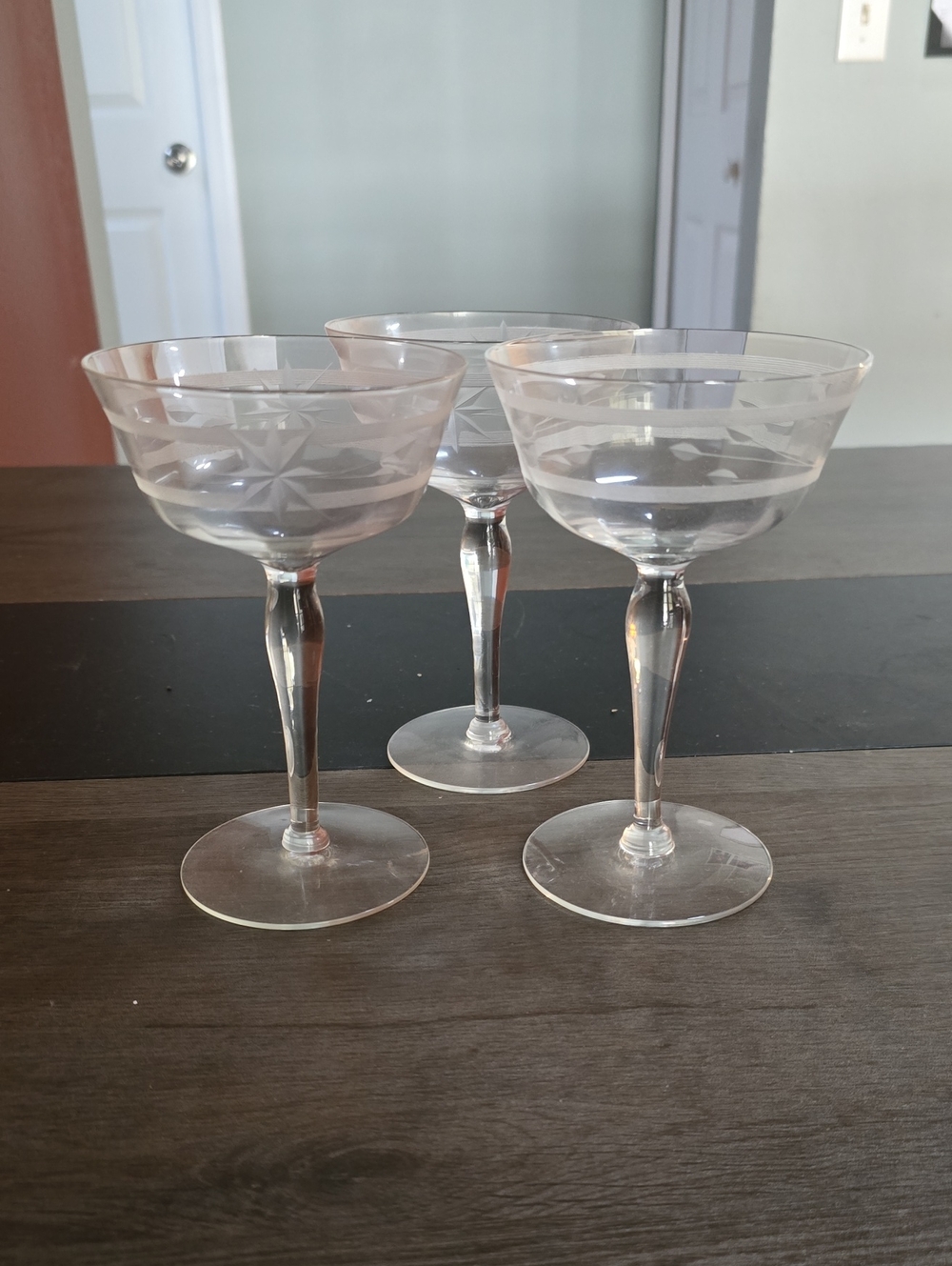 Etched Glass Coupe Set - Clear Crystal-Style Champagne Glasses (Set of 3)